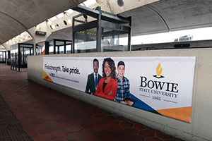 Metro Station Platform Runner photo