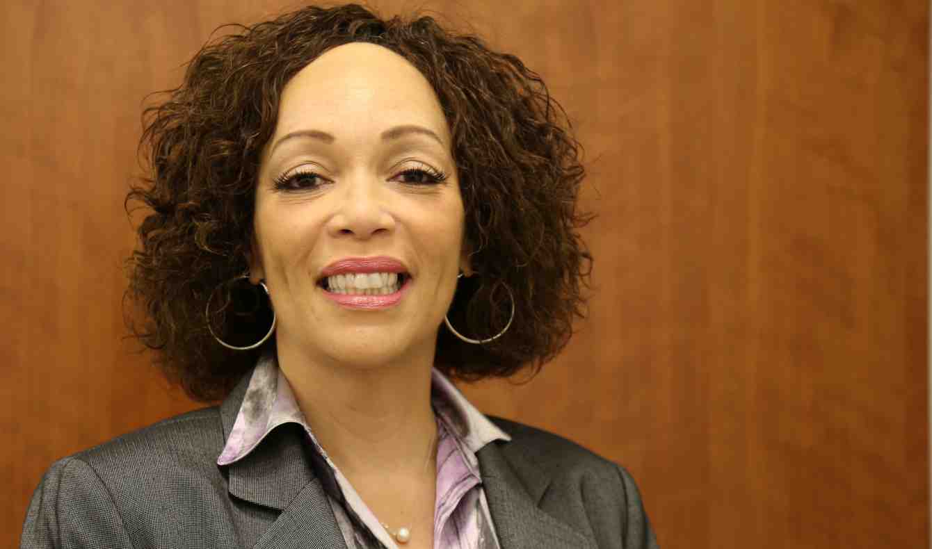 Kimetta Hairston Headshot